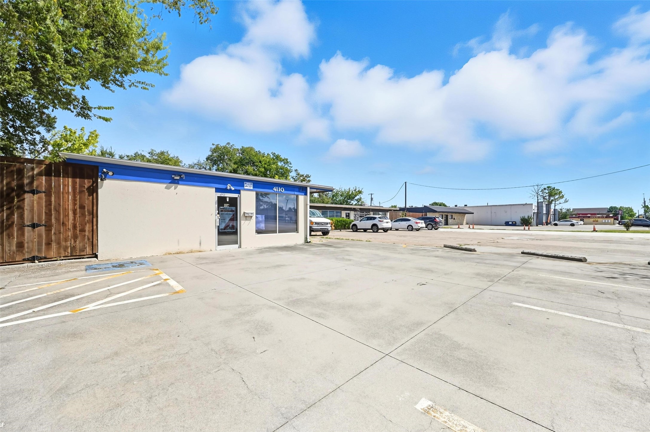 4110 Haltom Road Haltom City TX 76117