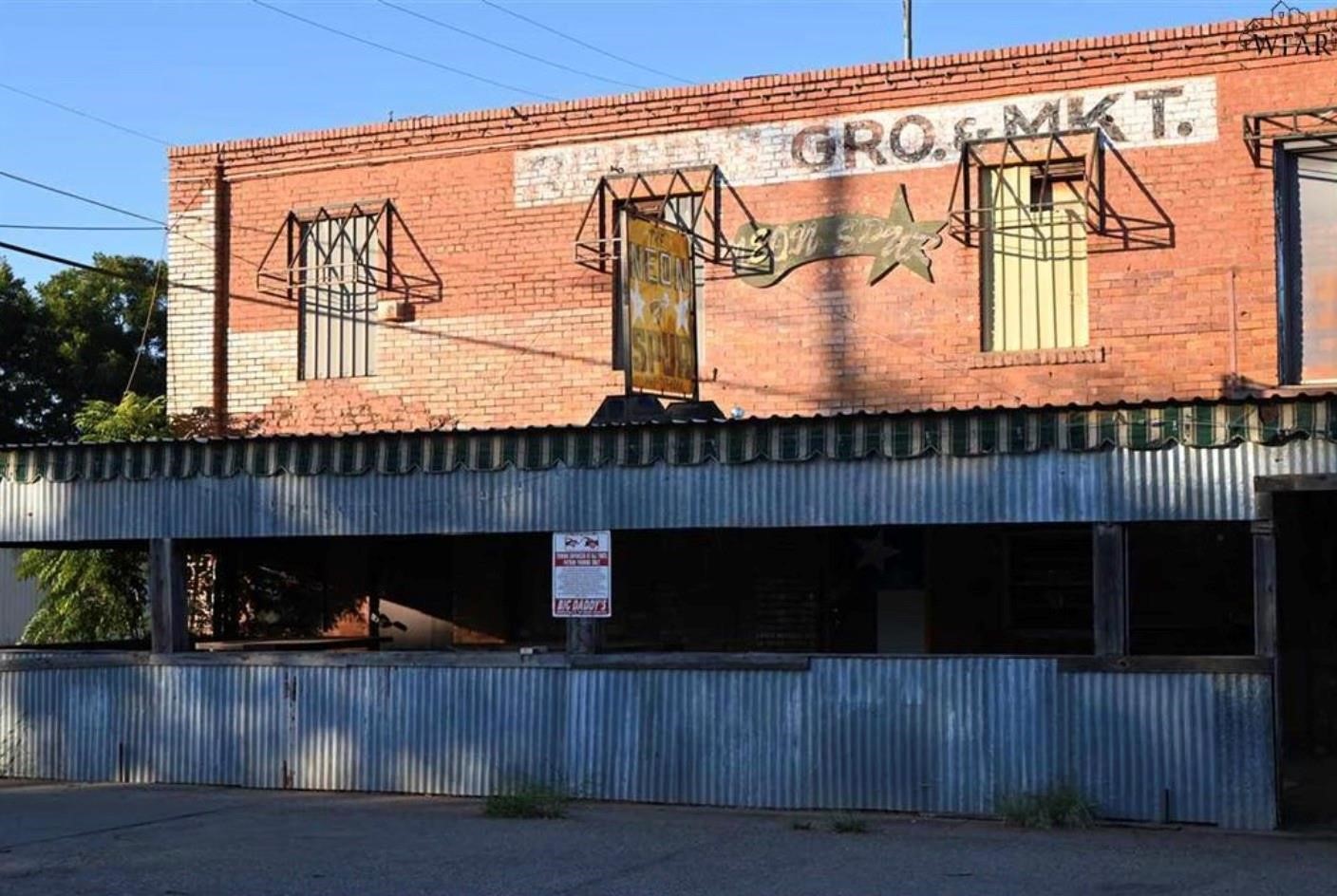 200 N Burnett Street Wichita Falls TX 76306