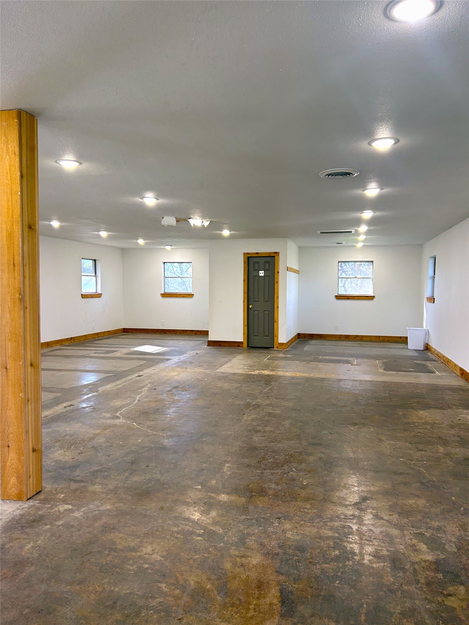 6132 S Interstate 35 W Alvarado TX 76009