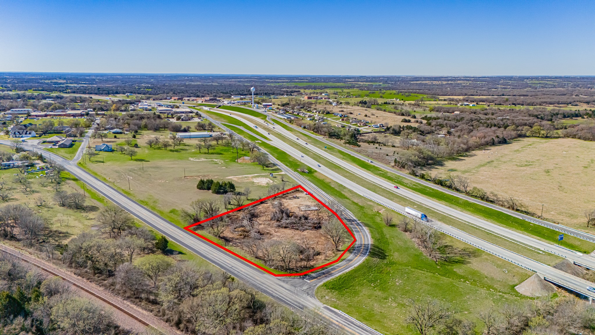 1442 E Bypass 287 Alvord TX 76225
