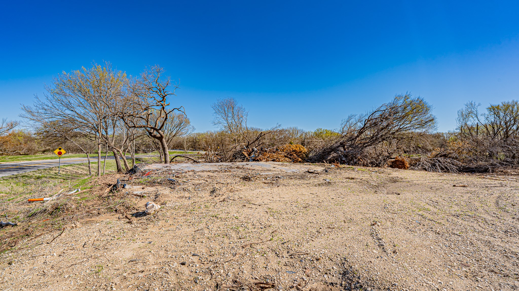 1442 E Bypass 287 Alvord TX 76225