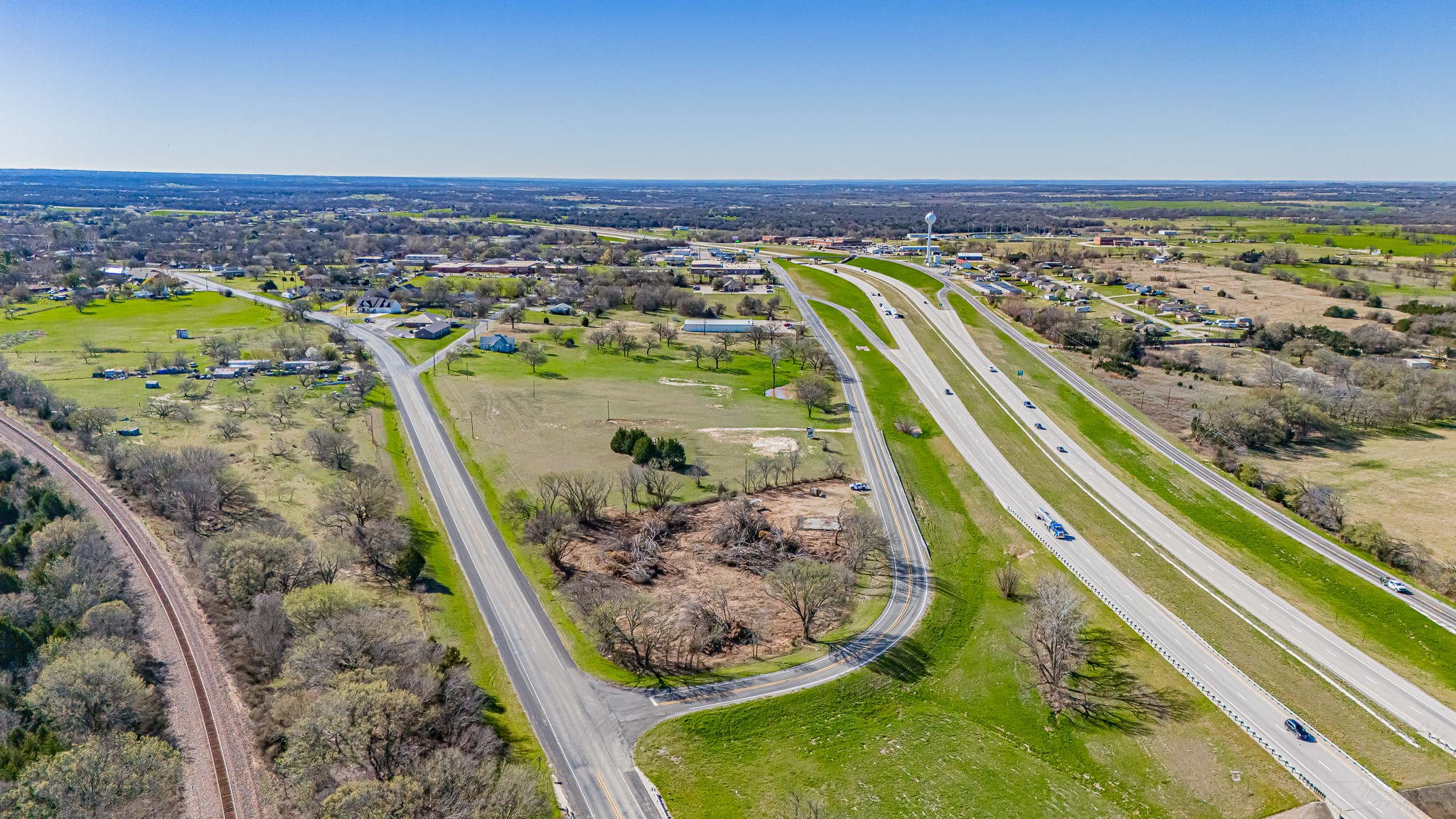 1442 E Bypass 287 Alvord TX 76225