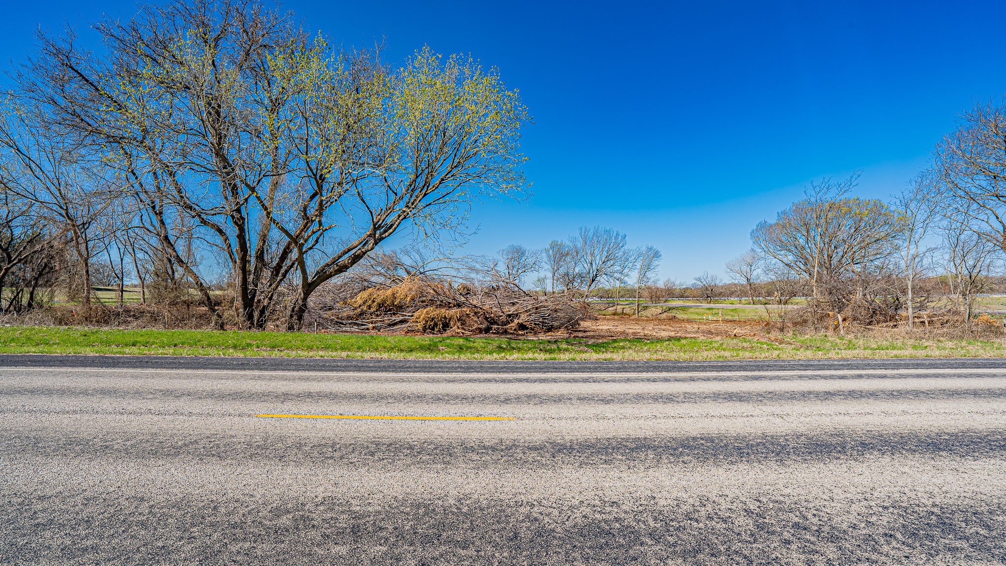 1442 E Bypass 287 Alvord TX 76225