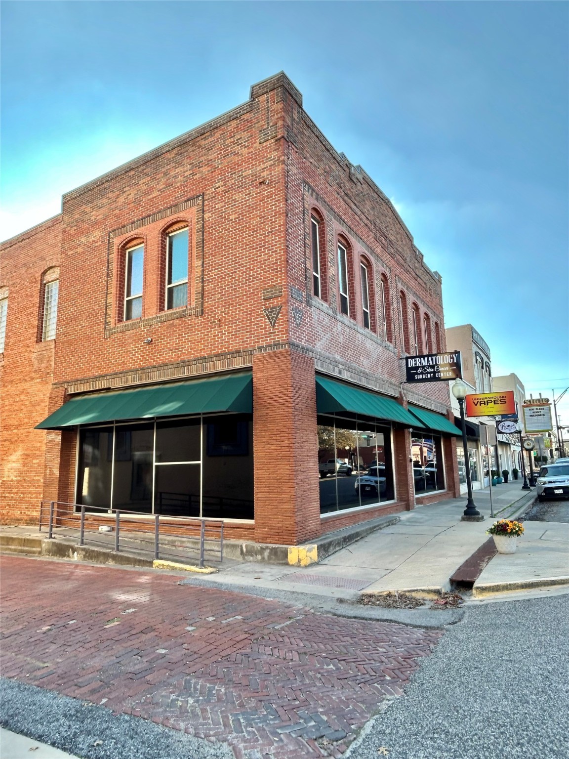 214 E California Street Gainesville TX 76240