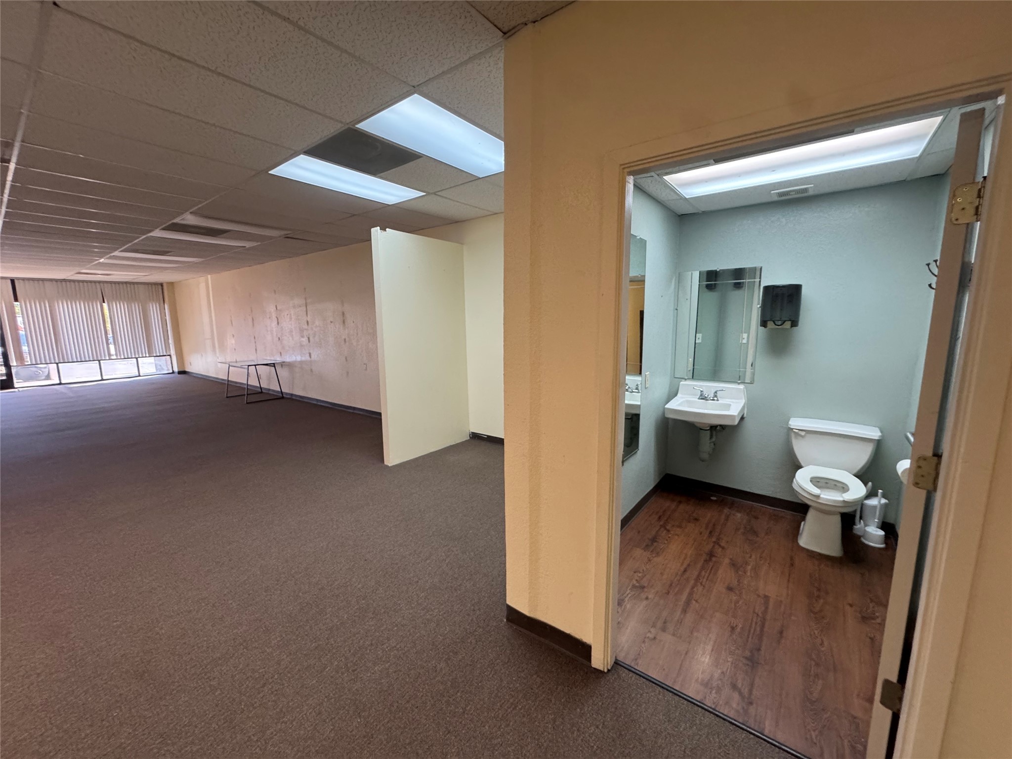 340 S Morgan Street Granbury TX 76048