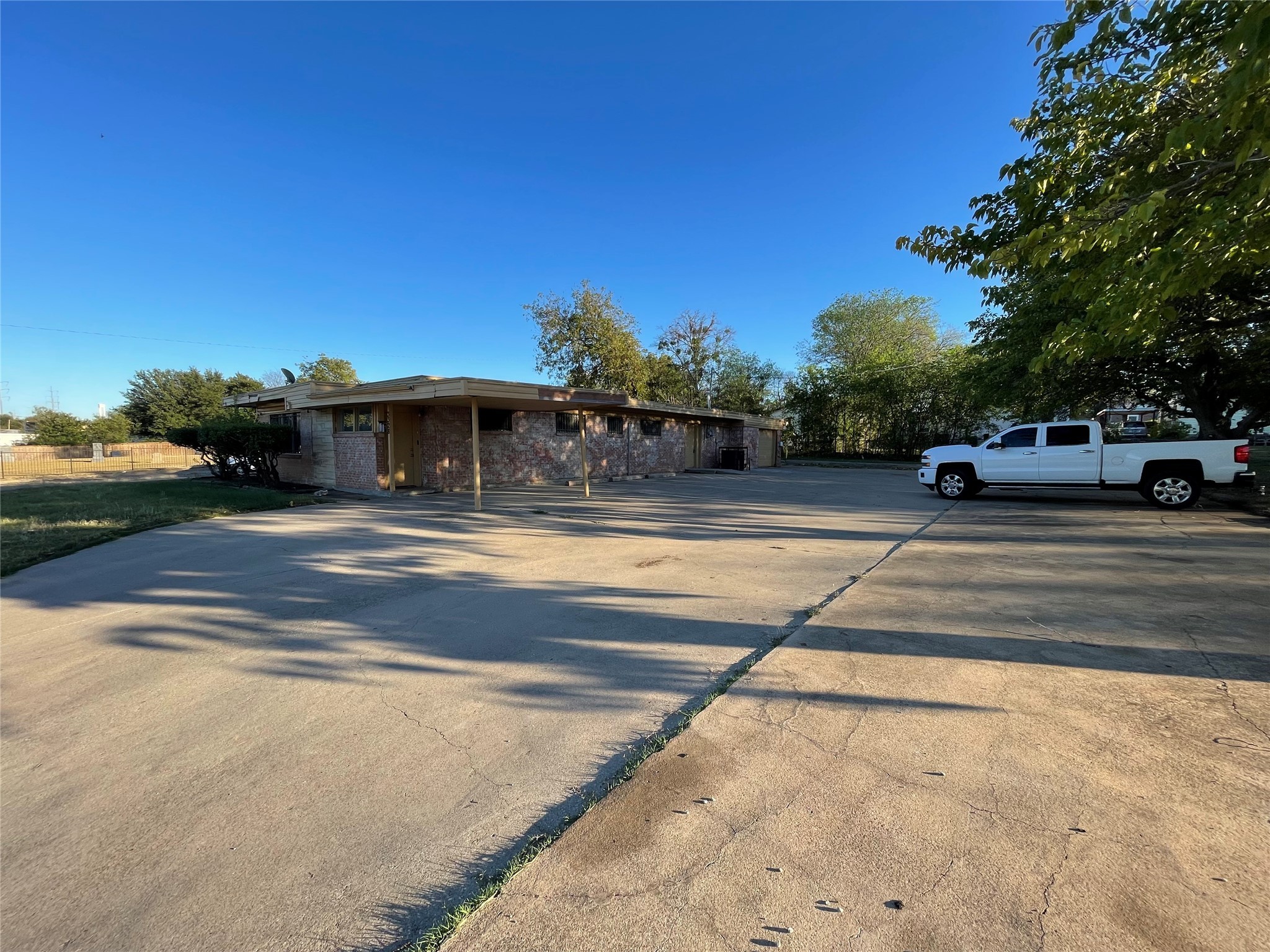 3328 Avenue B Fort Worth TX 76105