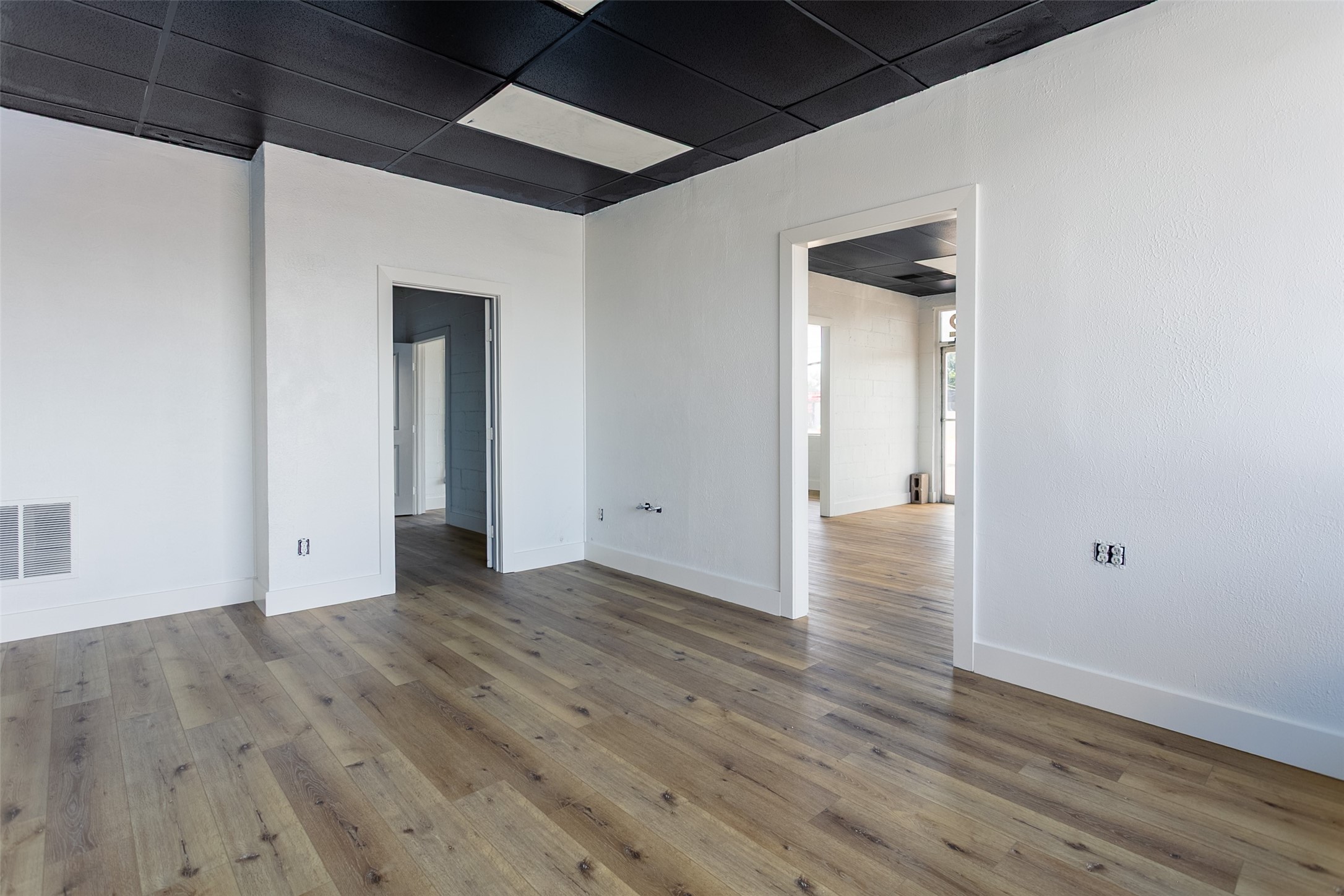 802 S Cherry Lane White Settlement TX 76108