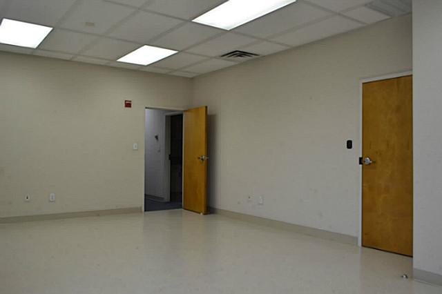 2097 N Collins Street Richardson TX 75080