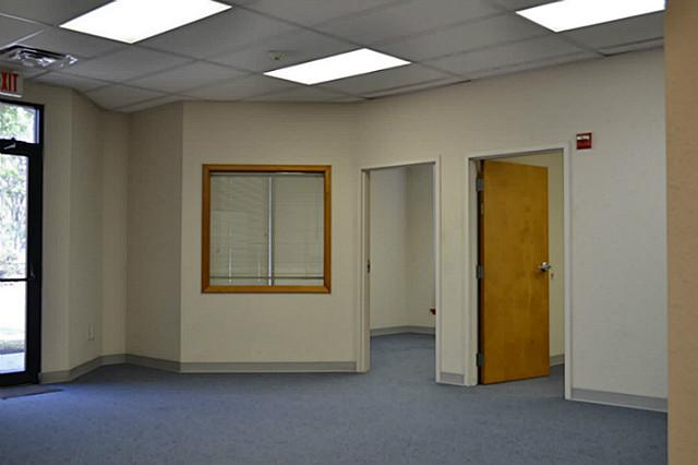 2097 N Collins Street Richardson TX 75080