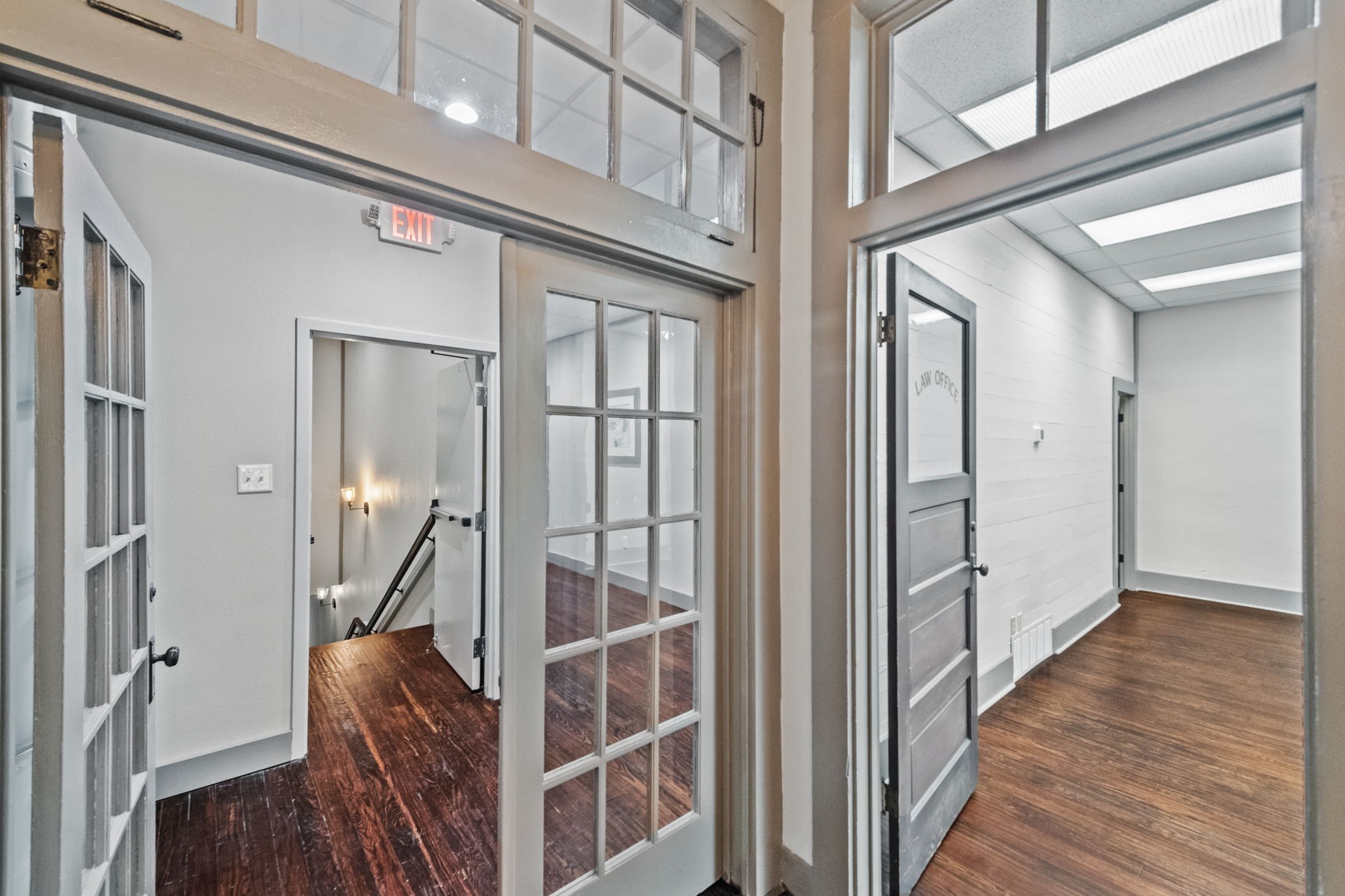 10 N Caddo Street Cleburne TX 76031