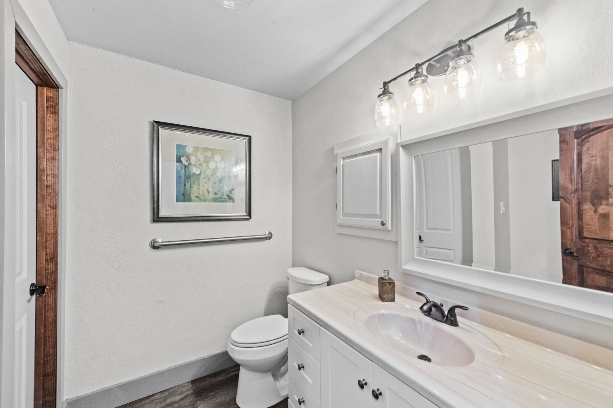 10 N Caddo Street Cleburne TX 76031