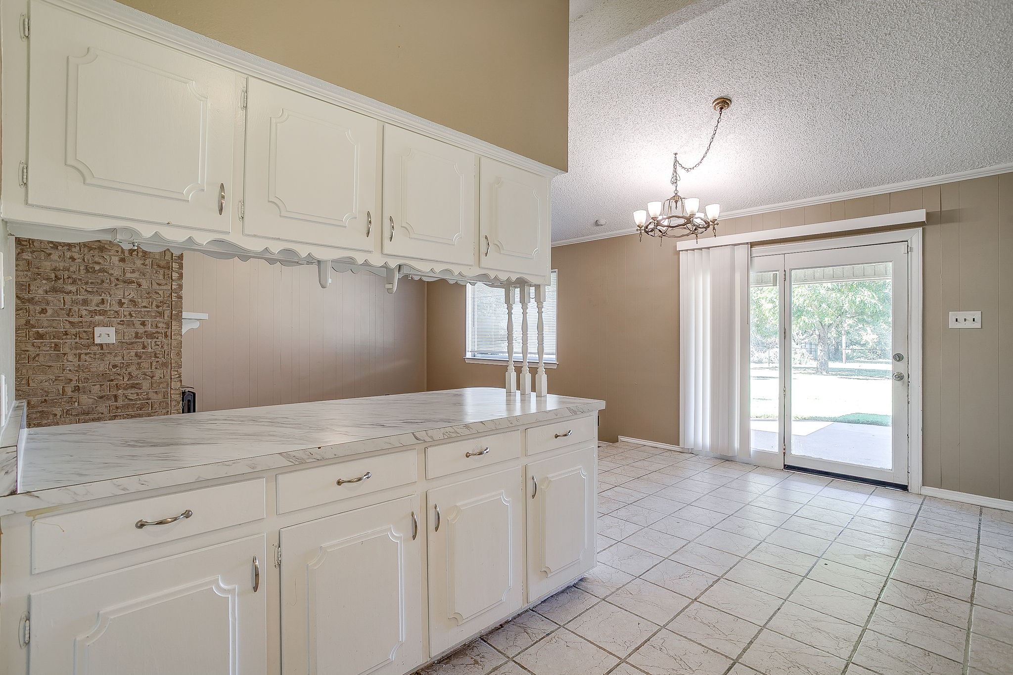 1060 S Burleson Boulevard Burleson TX 76028