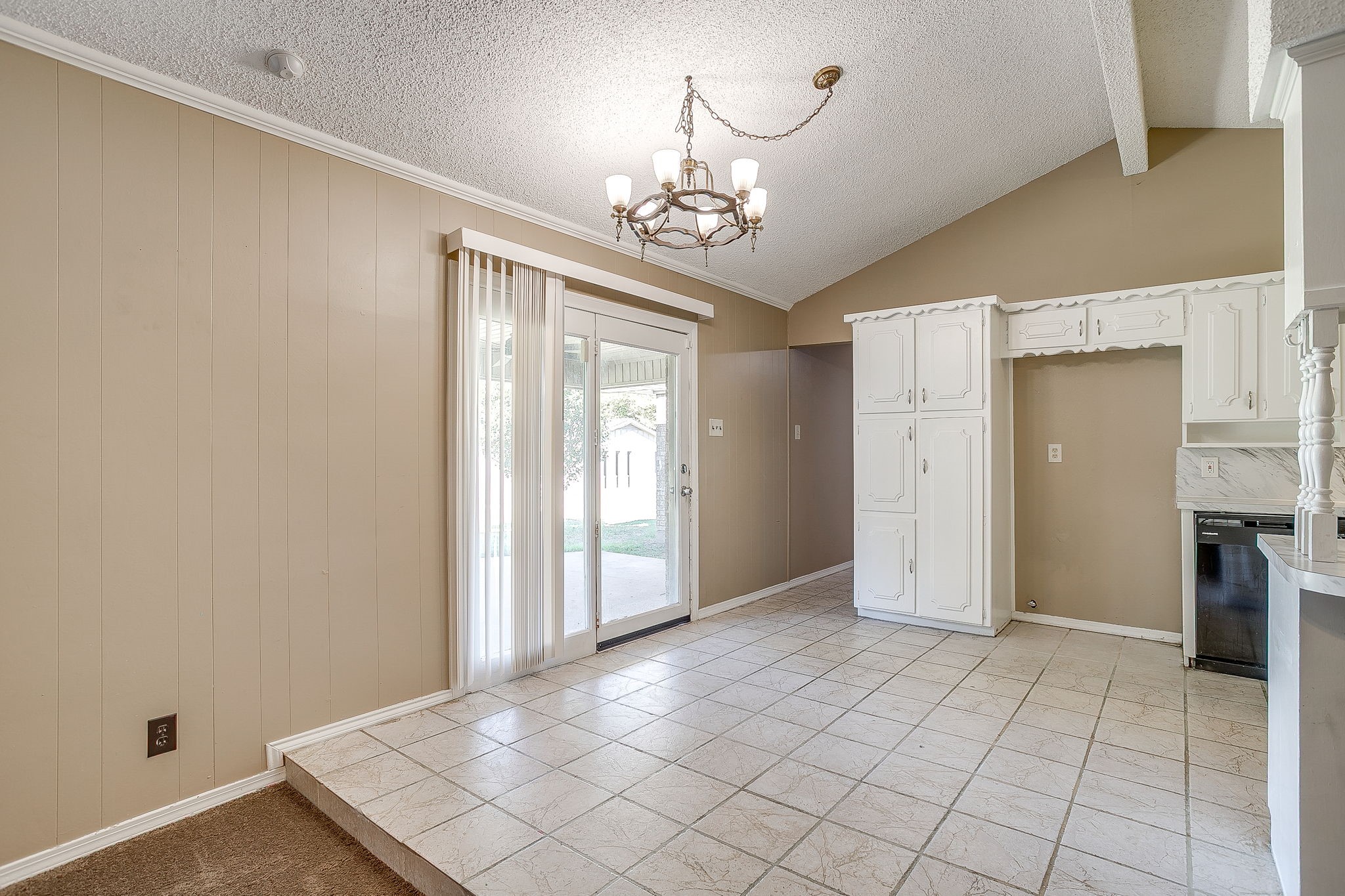 1060 S Burleson Boulevard Burleson TX 76028