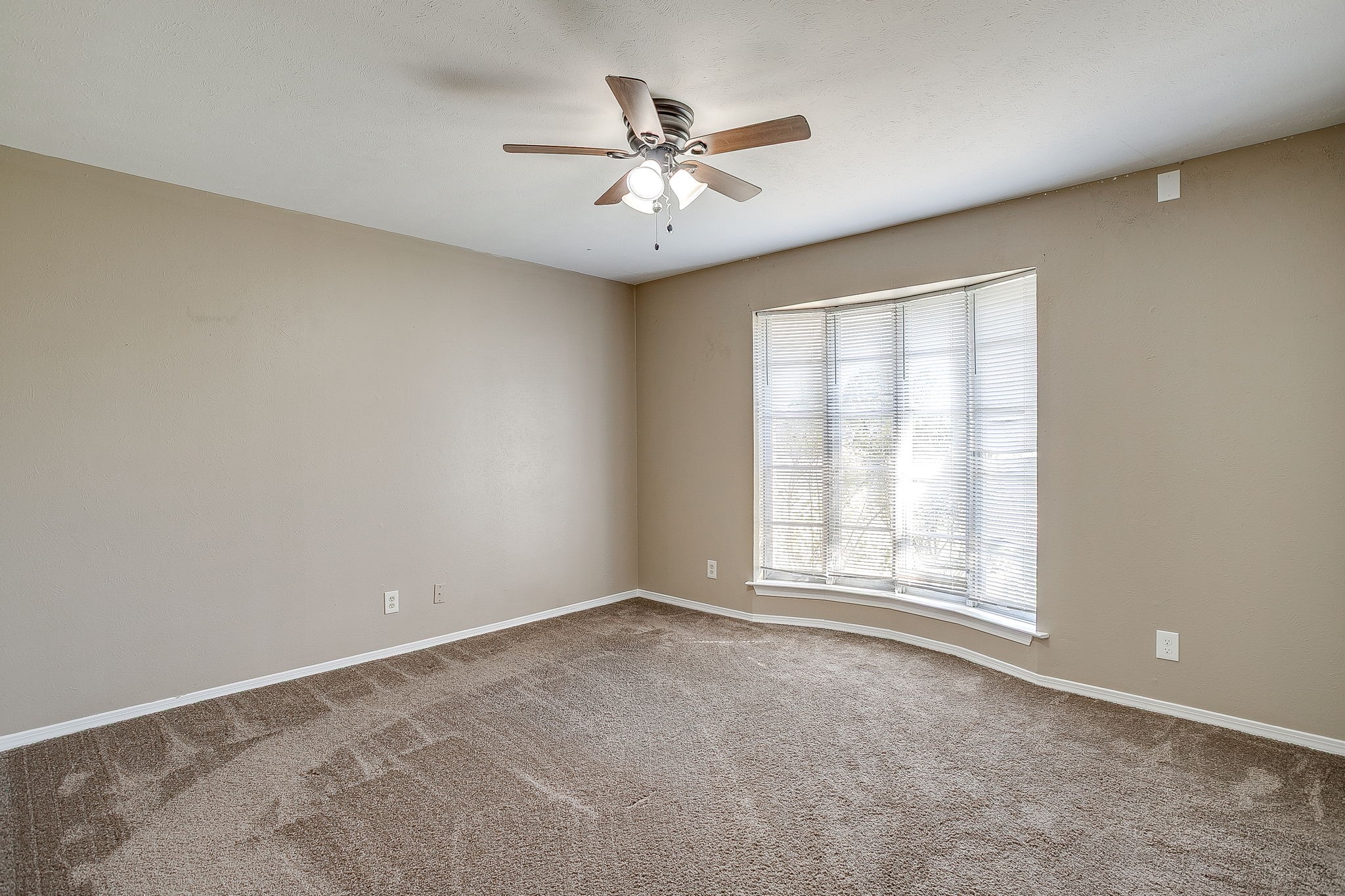 1060 S Burleson Boulevard Burleson TX 76028