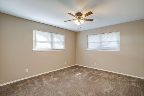 1060 S Burleson Boulevard Burleson TX 76028