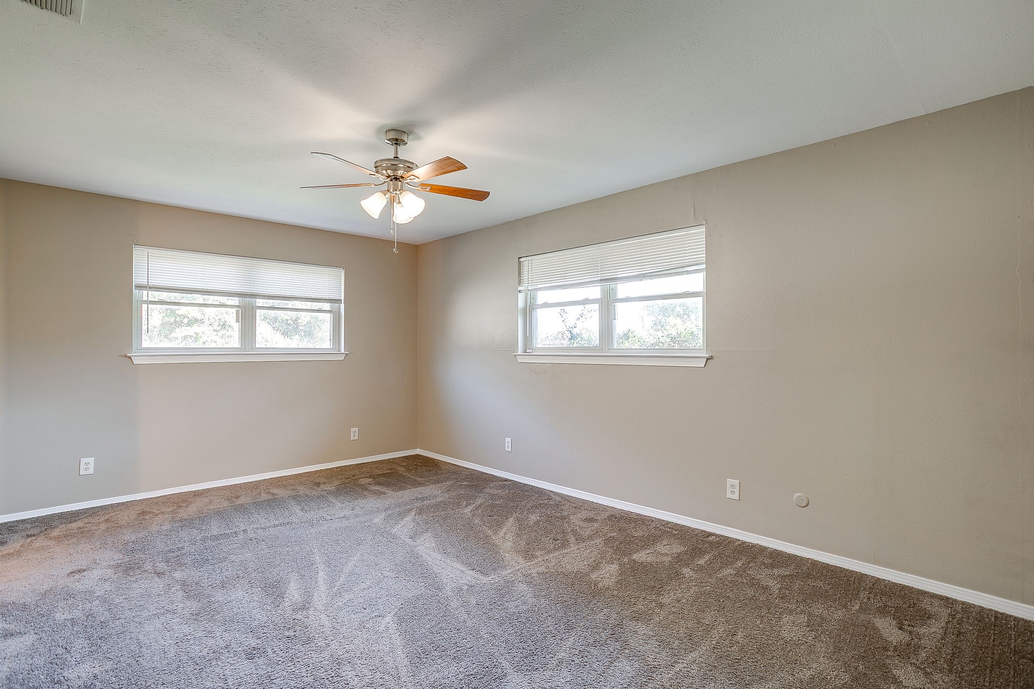 1060 S Burleson Boulevard Burleson TX 76028