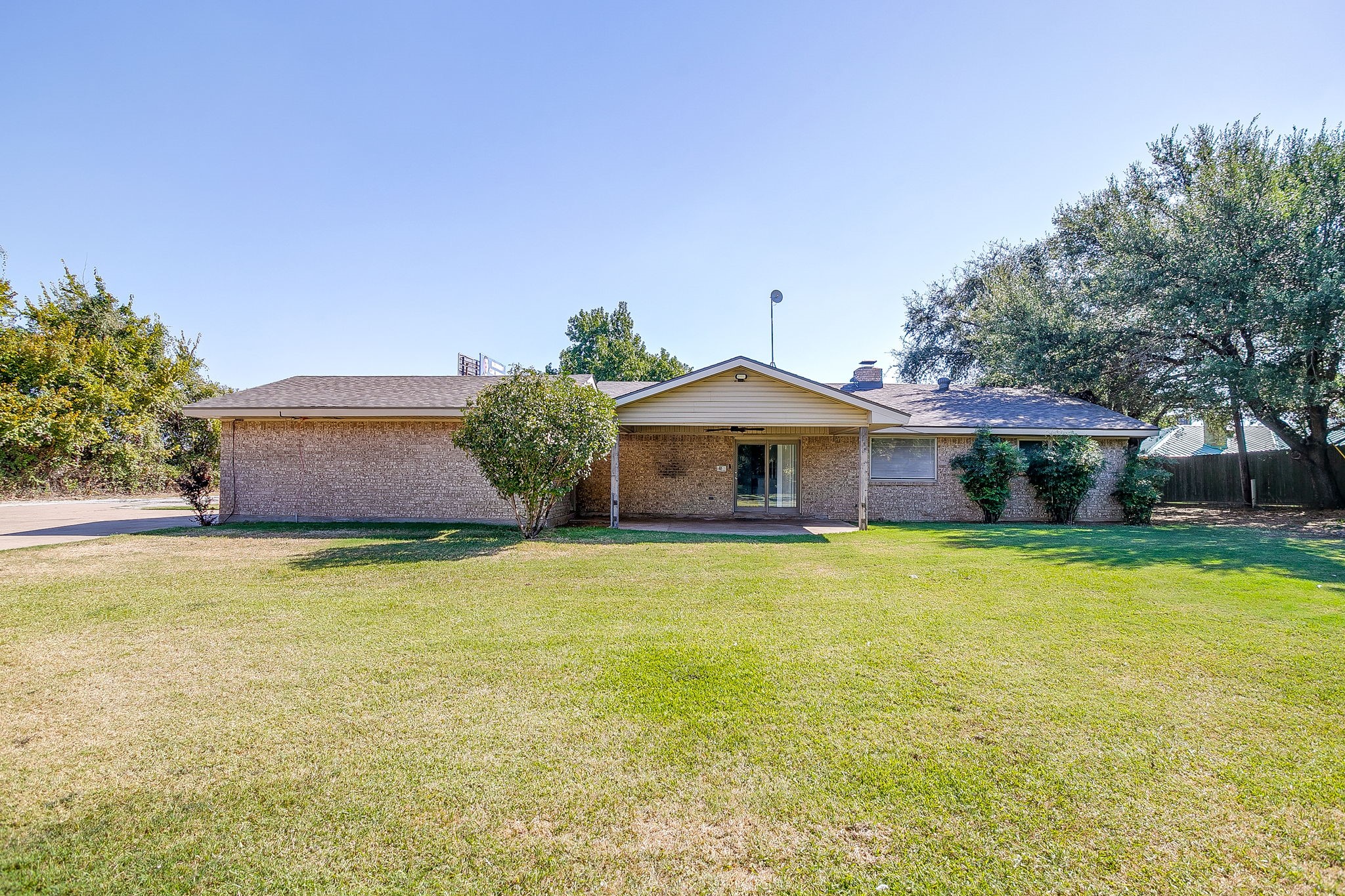 1060 S Burleson Boulevard Burleson TX 76028
