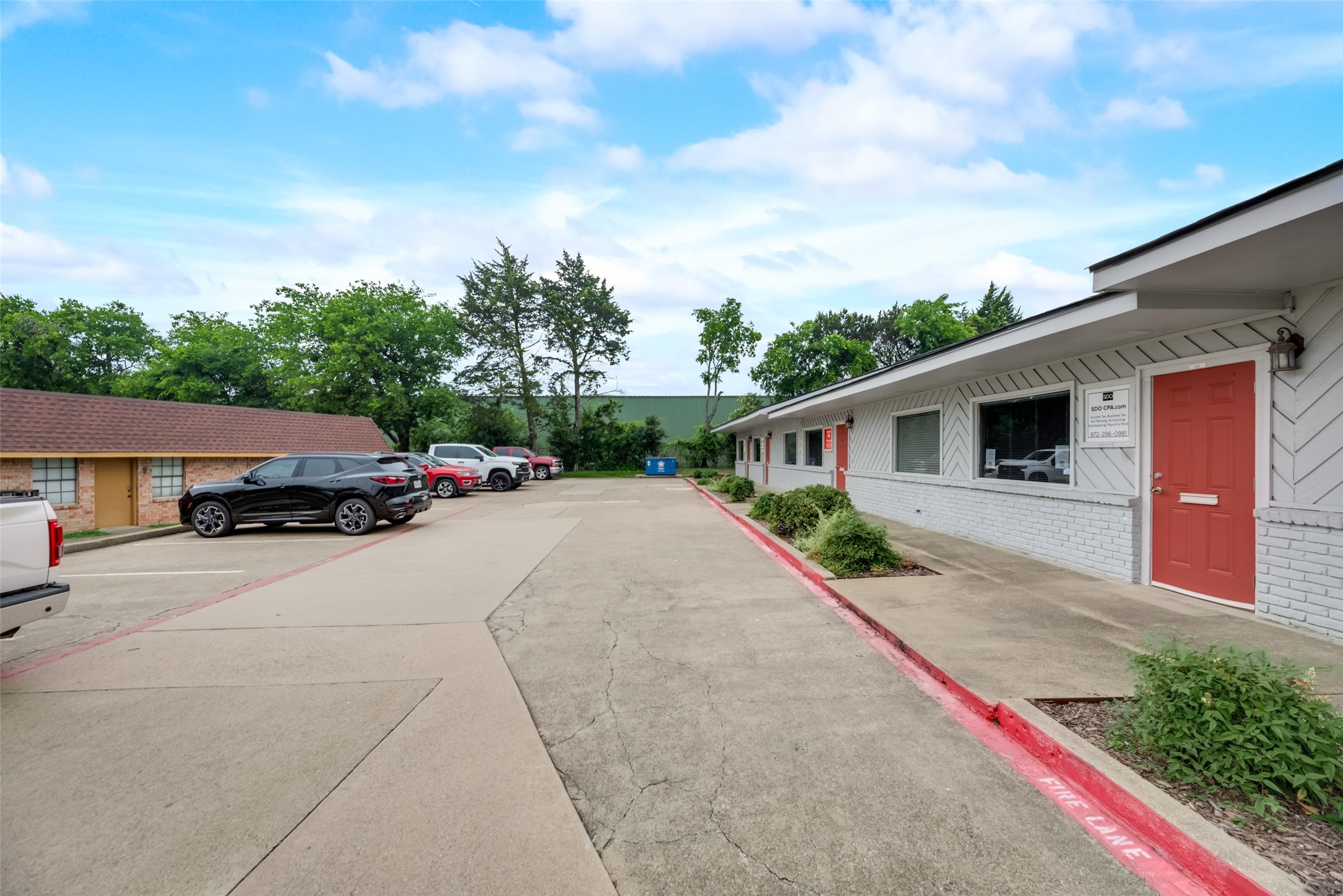 606 W Wheatland Road Duncanville TX 75116