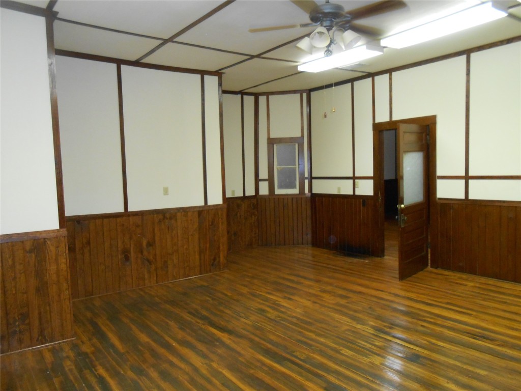 131 Mckinney Farmersville TX 75442