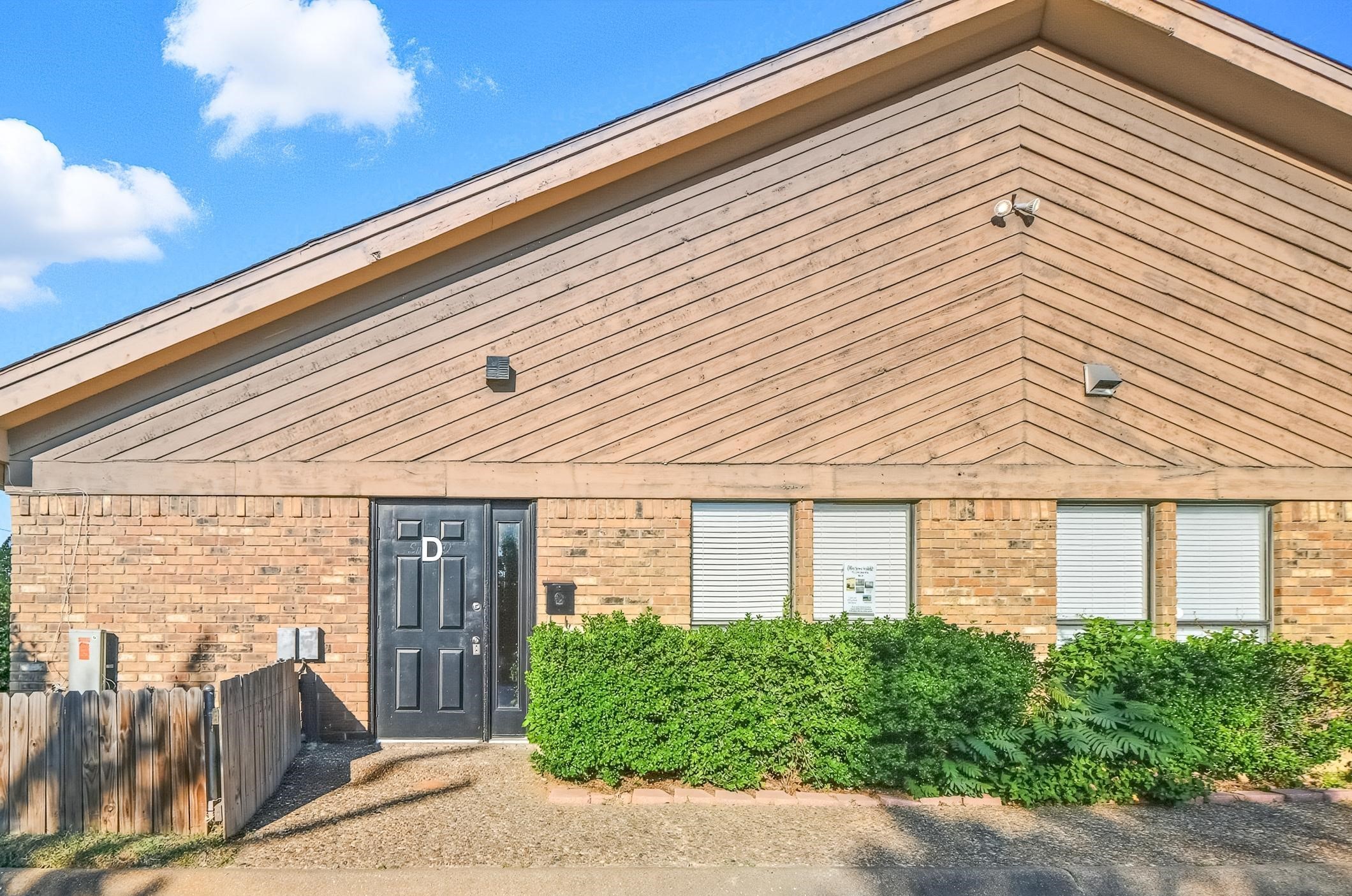 3711 W Green Oaks Boulevard Arlington TX 76016