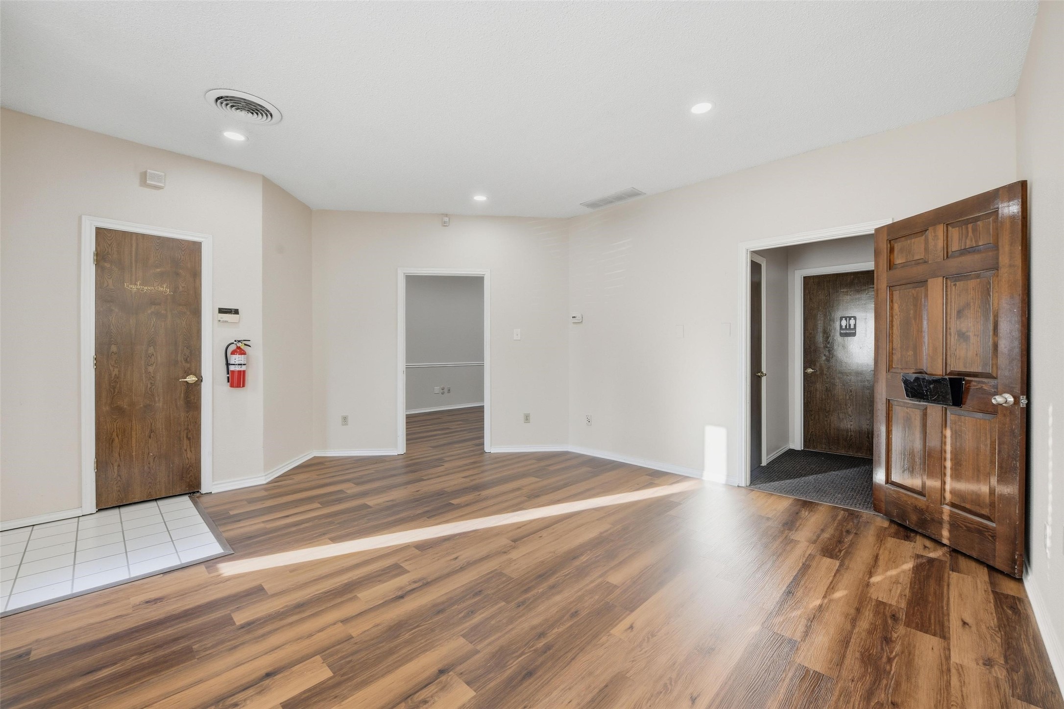 3711 W Green Oaks Boulevard Arlington TX 76016