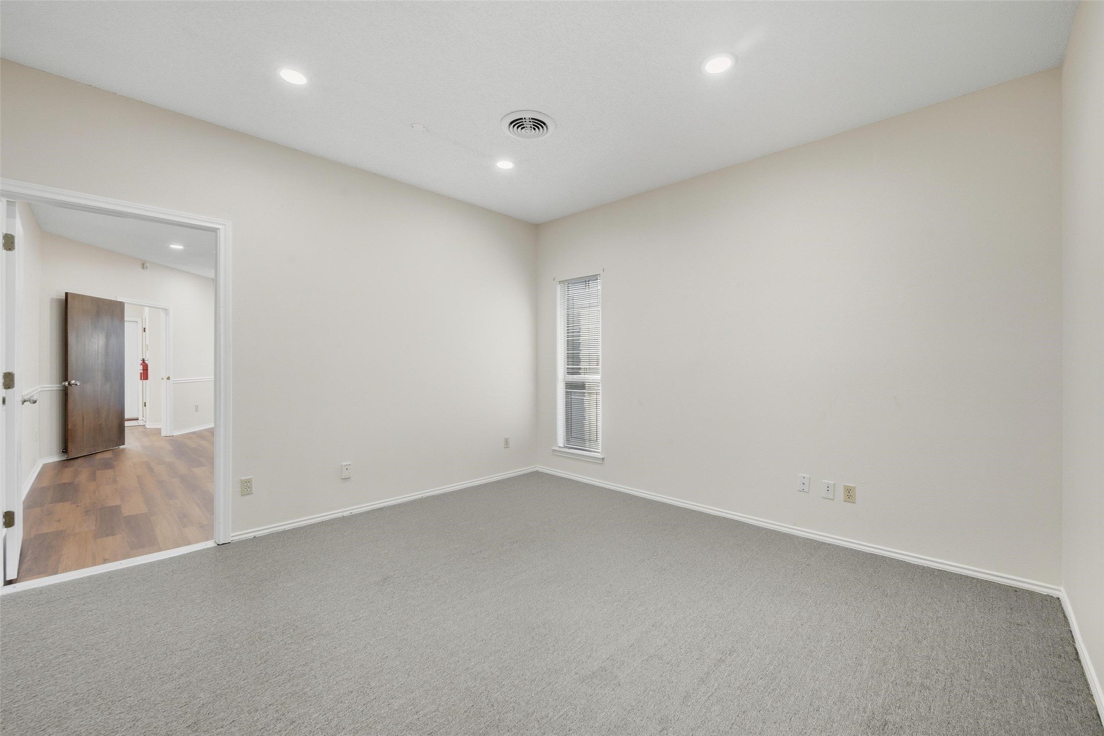 3711 W Green Oaks Boulevard Arlington TX 76016