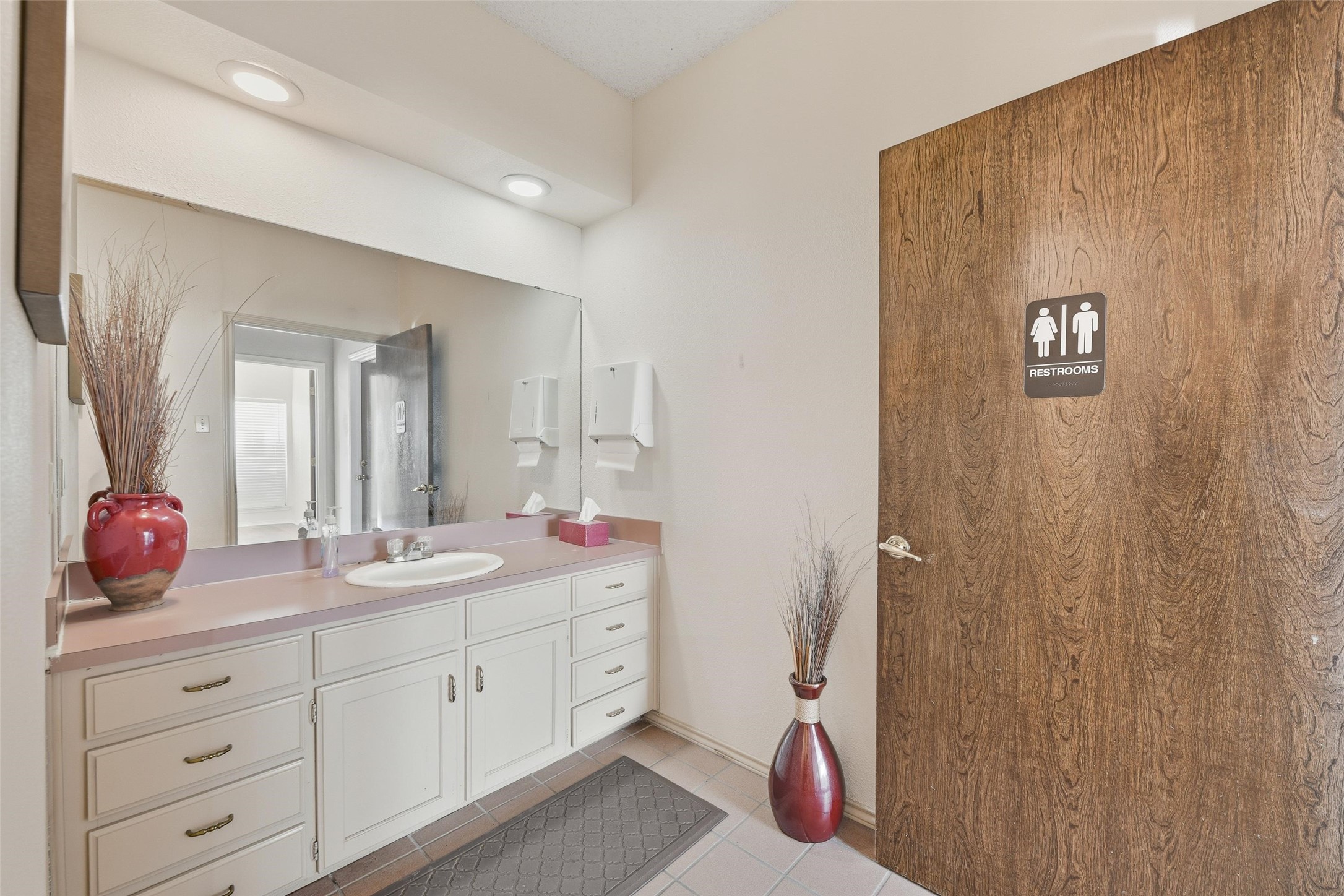 3711 W Green Oaks Boulevard Arlington TX 76016