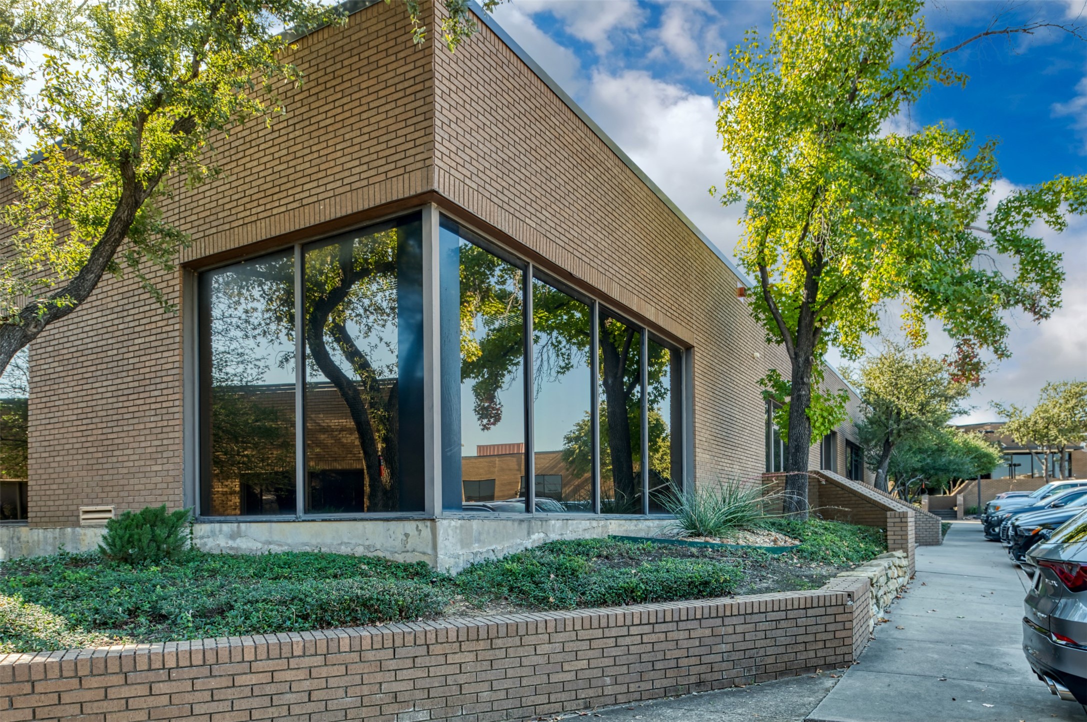 1610 Corporate Court Irving TX 75038