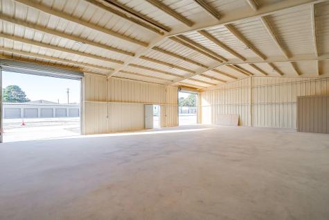 410 N Broadway Street Joshua TX 76058