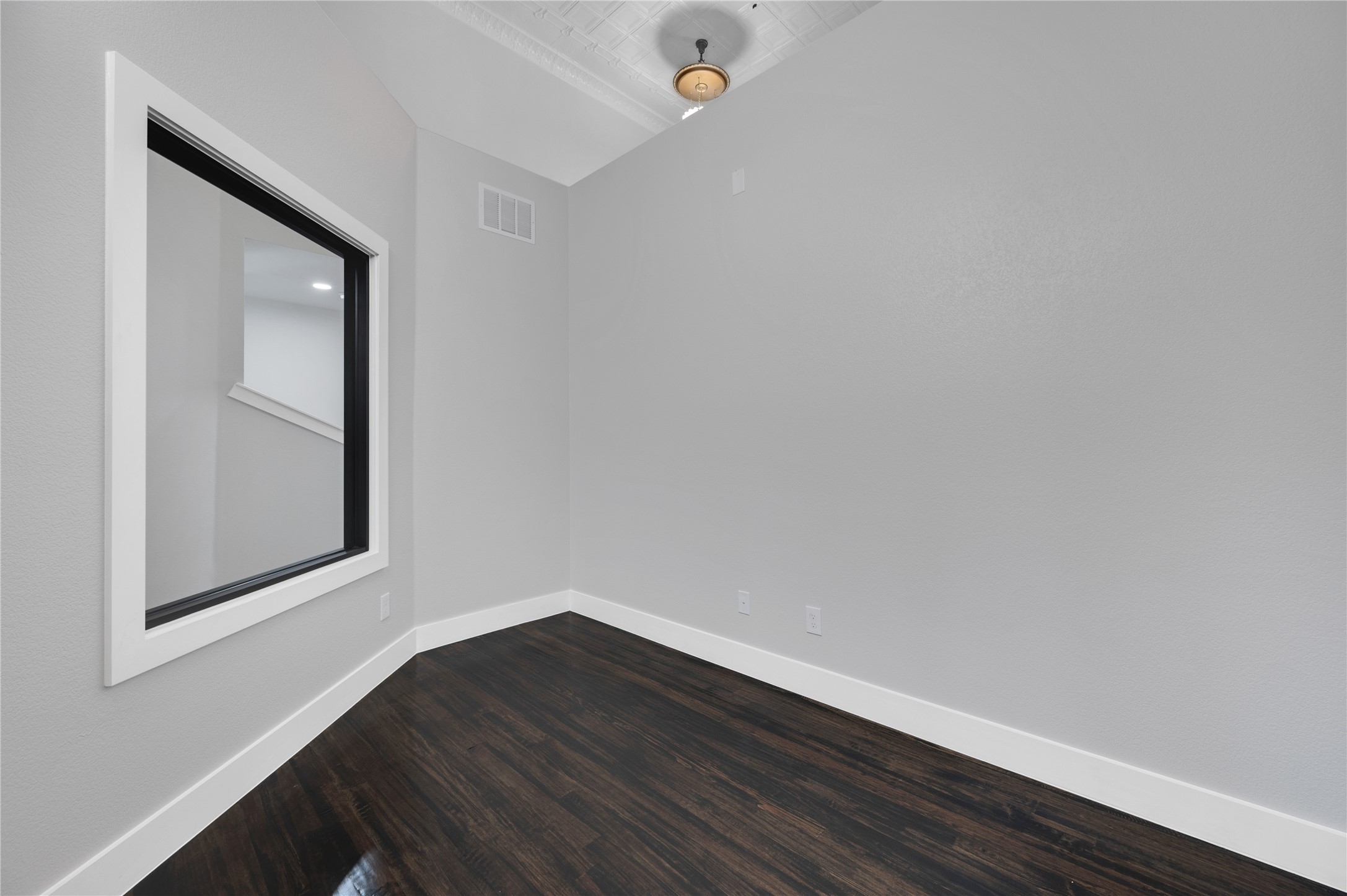 501 W Avenue F Midlothian TX 76065