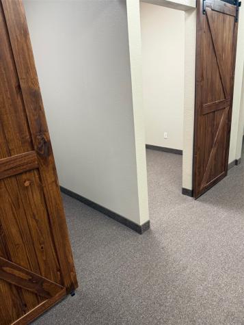 329 Oaks Trail Garland TX 75043