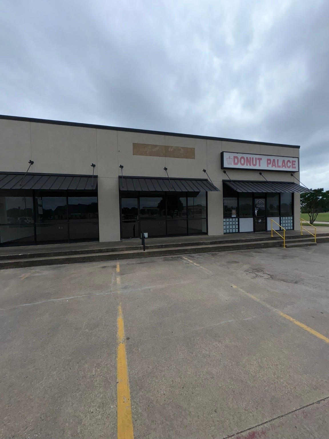 2203 W Ennis Avenue Ennis TX 75119