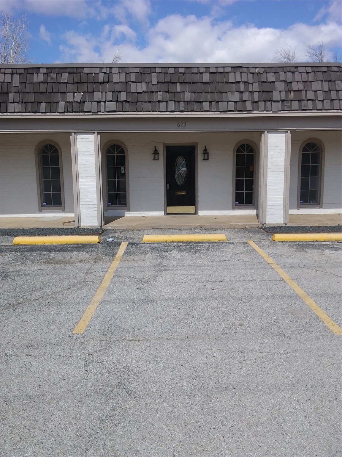 623 E Dallas Road Grapevine TX 76051