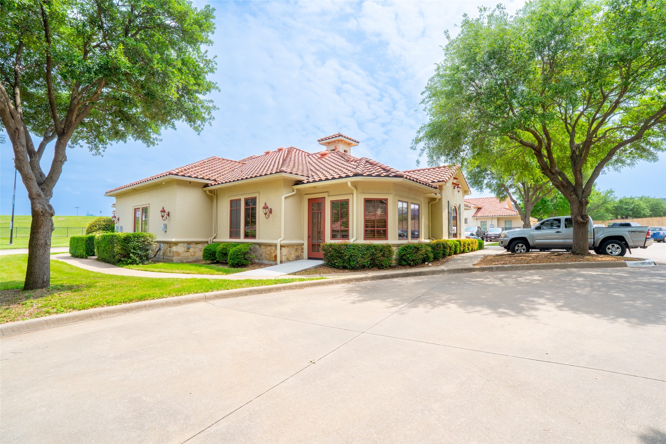 6620 Bryant Irvin Road Fort Worth TX 76132