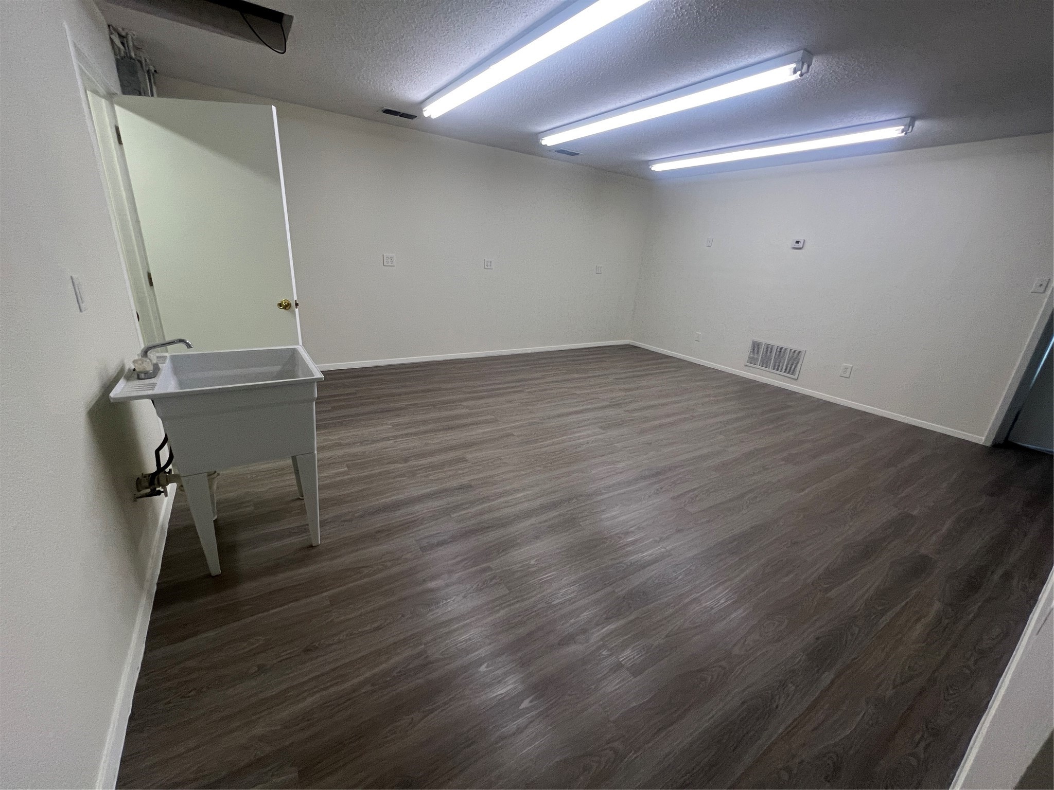 900 N Houston Street Granbury TX 76048