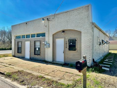1824 S Walnut Street Sherman TX 75090