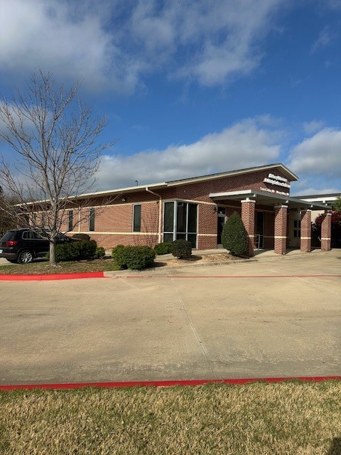 870 NE Loop 286 Paris TX 75460