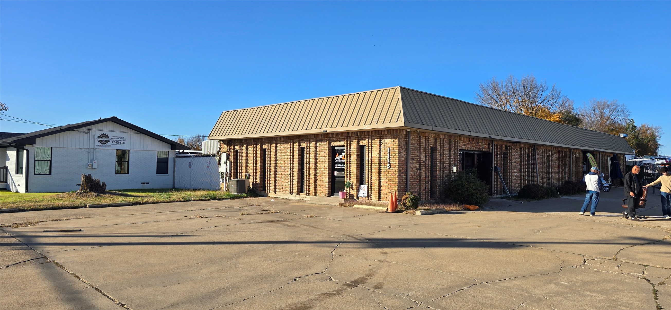 1115 California Lane Arlington TX 76015