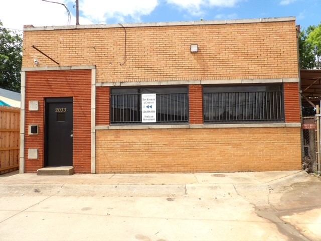 2033 Levee Street Dallas TX 75207