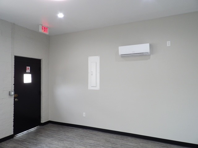2033 Levee Street Dallas TX 75207