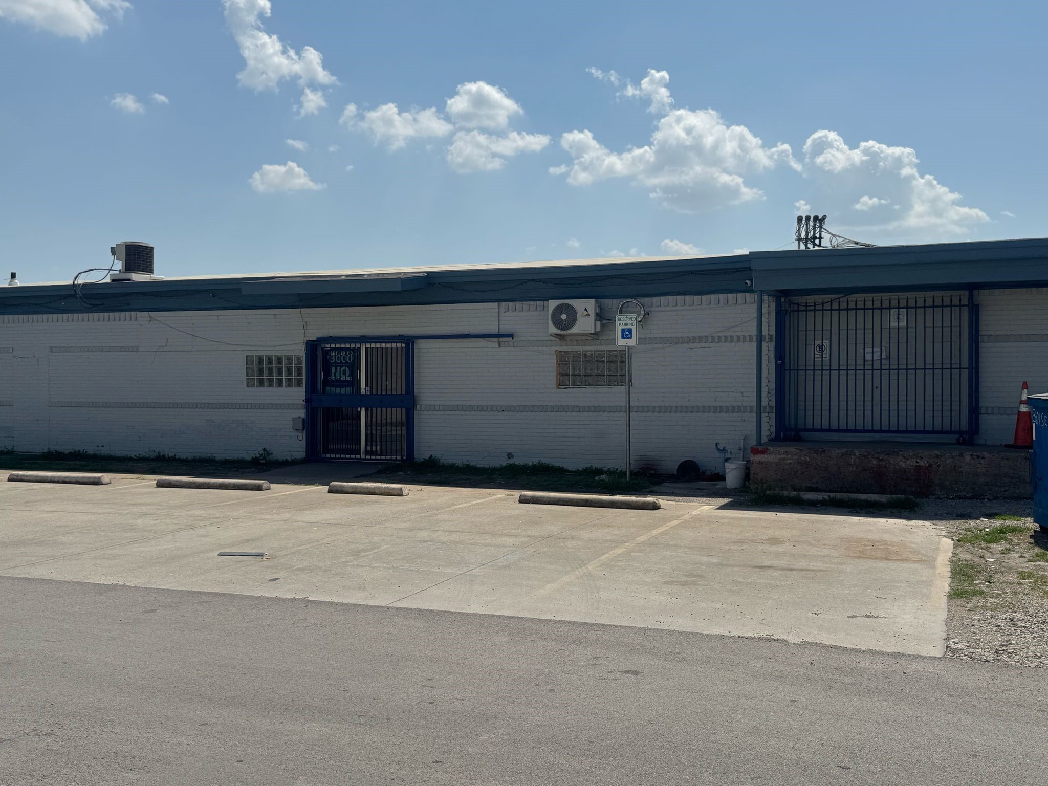 301 14th Street SE Grand Prairie TX 75051