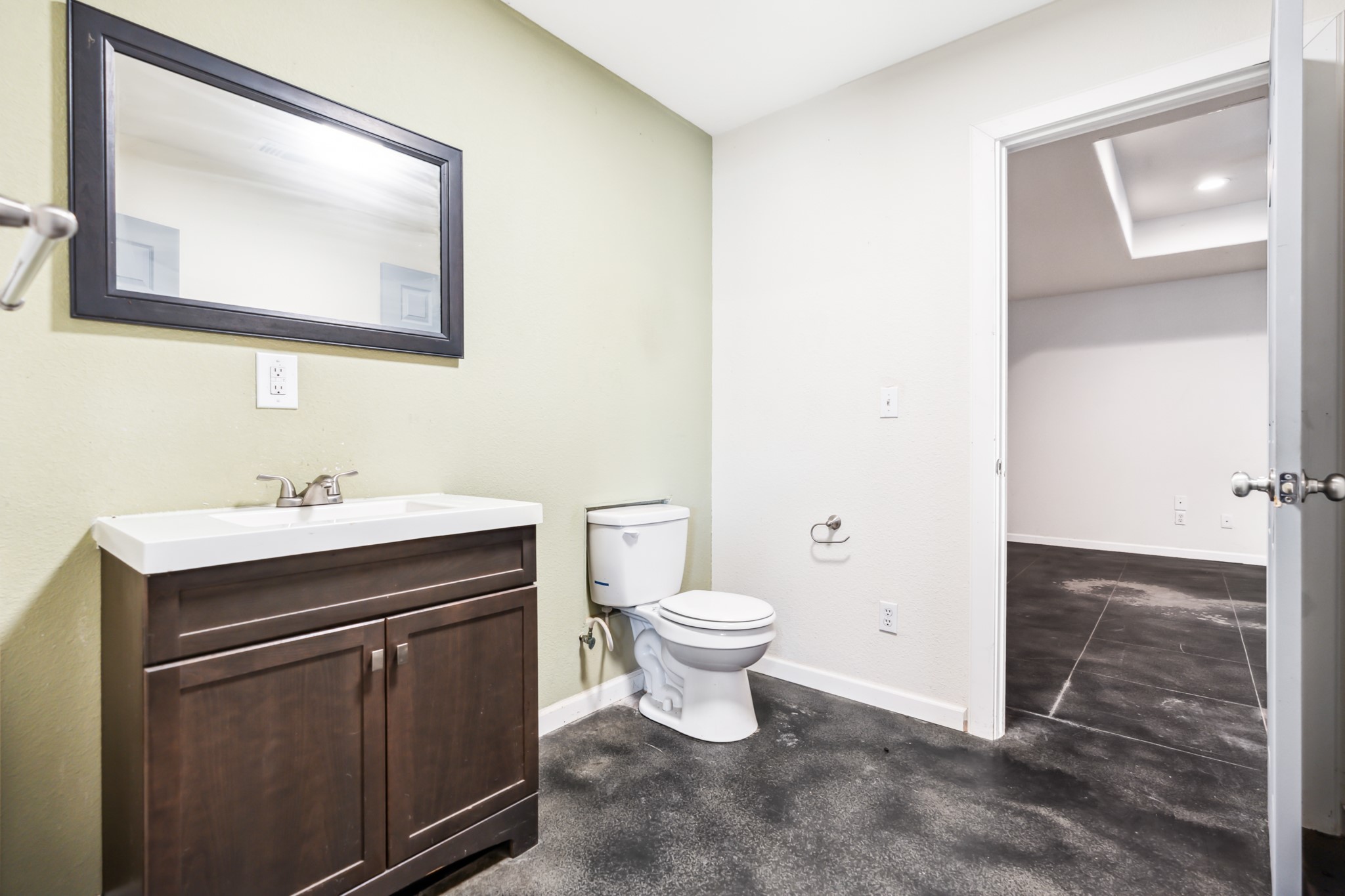118 W Monroe Street Itasca TX 76055
