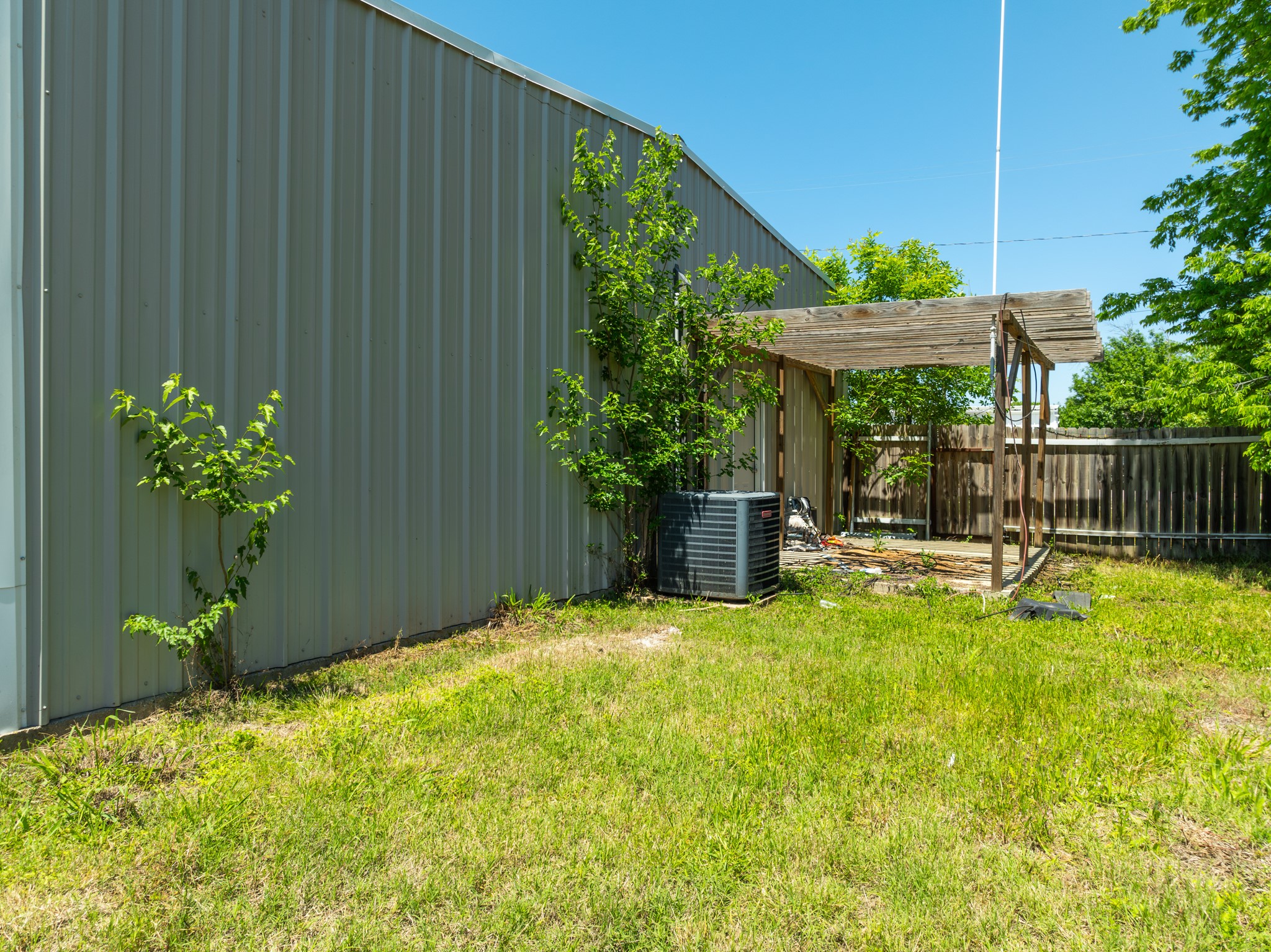 118 W Monroe Street Itasca TX 76055