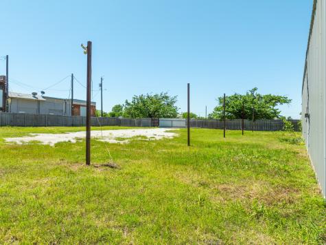 118 W Monroe Street Itasca TX 76055