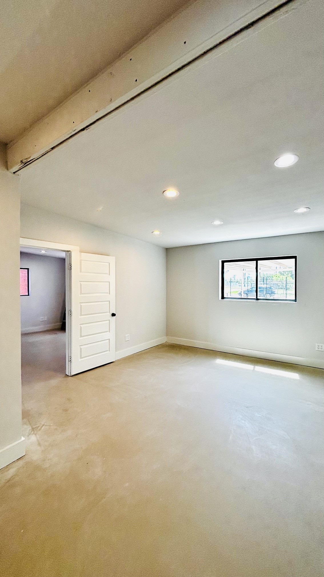 2726 W Mockingbird Lane Dallas TX 75235