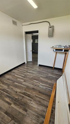220 W 10th Street Dallas TX 75208