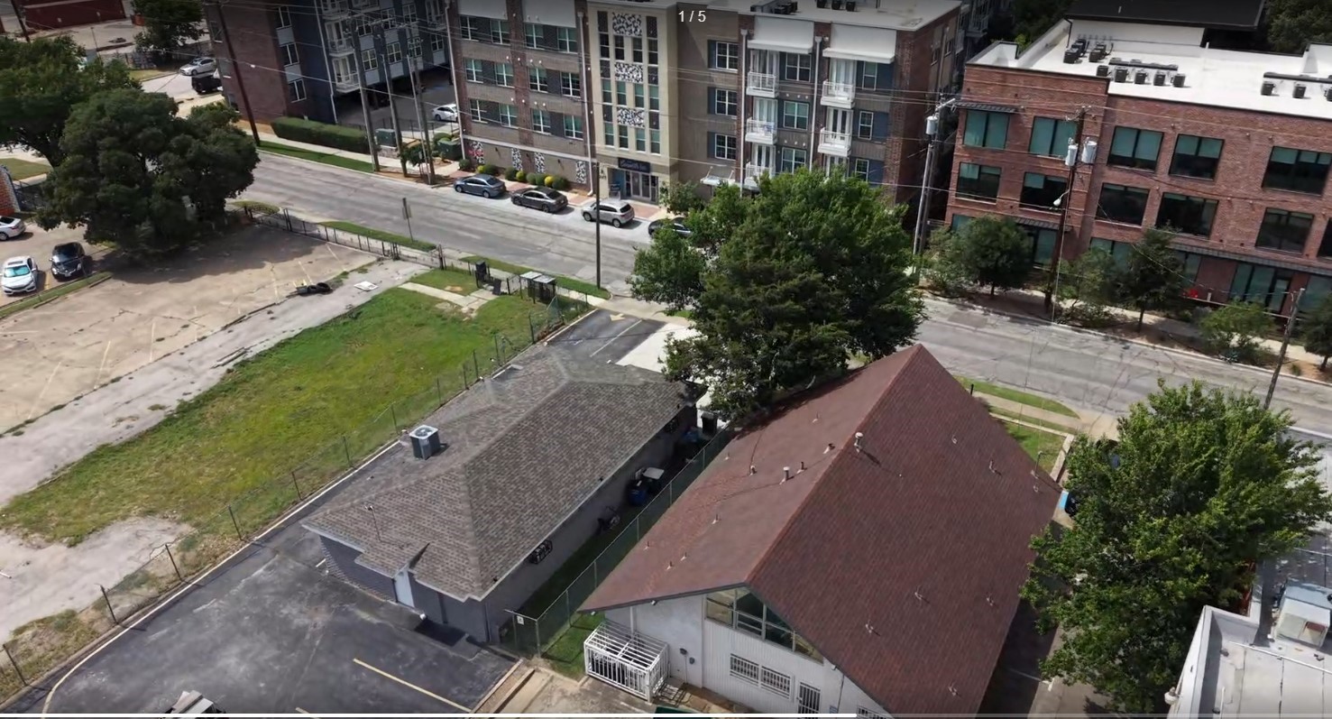 220 W 10th Street Dallas TX 75208