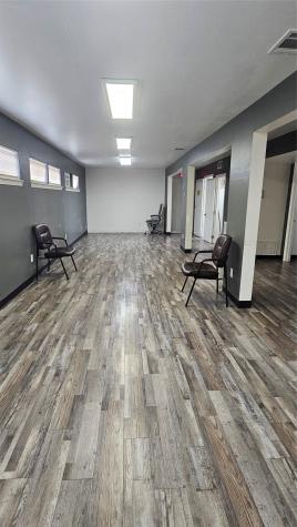 220 W 10th Street Dallas TX 75208