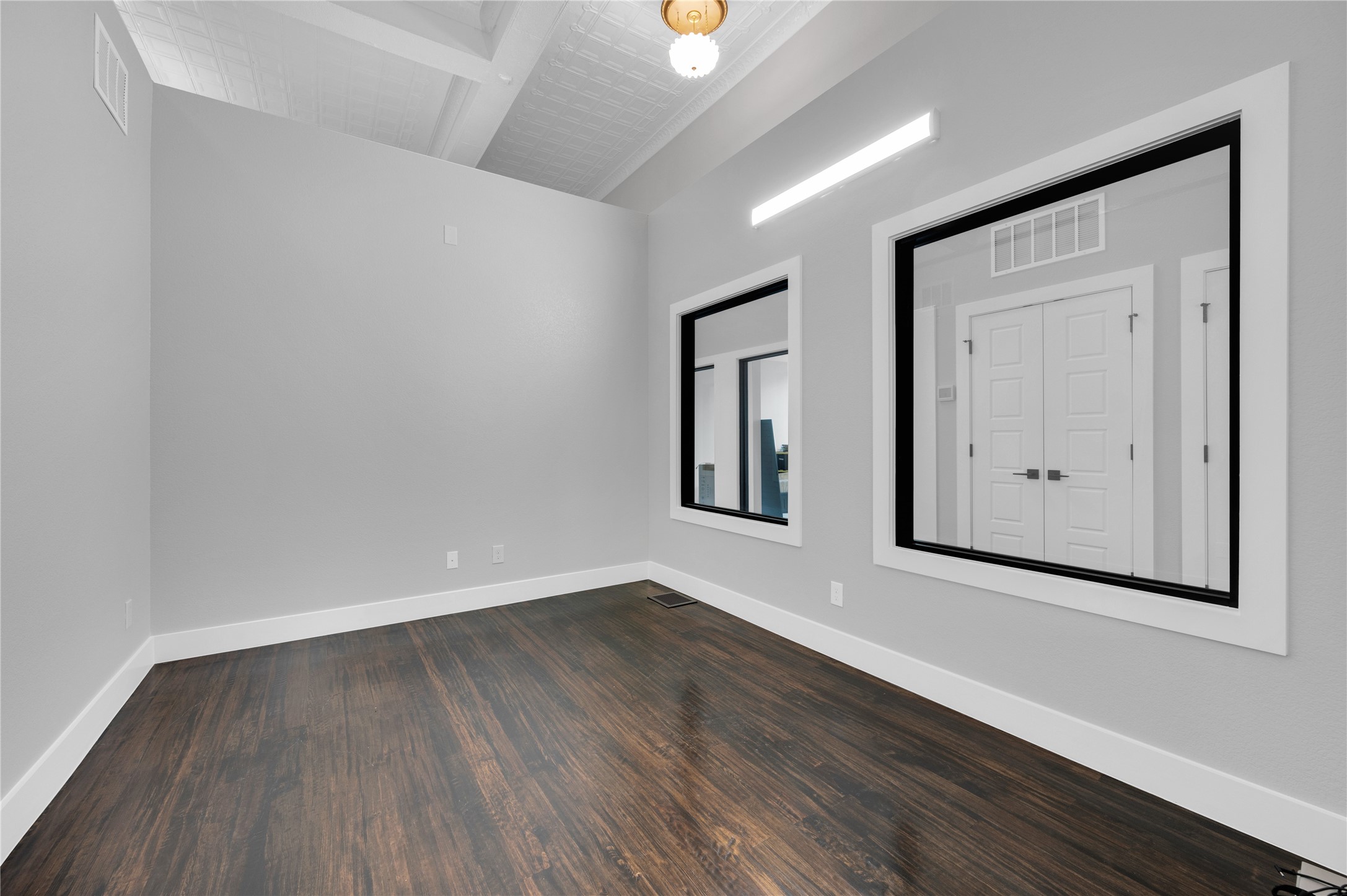 501 W Avenue F Midlothian TX 76065