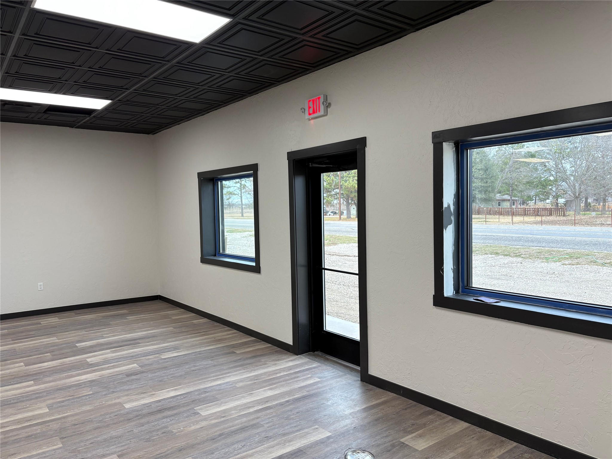 27790 State Highway 56 Whitesboro TX 76273